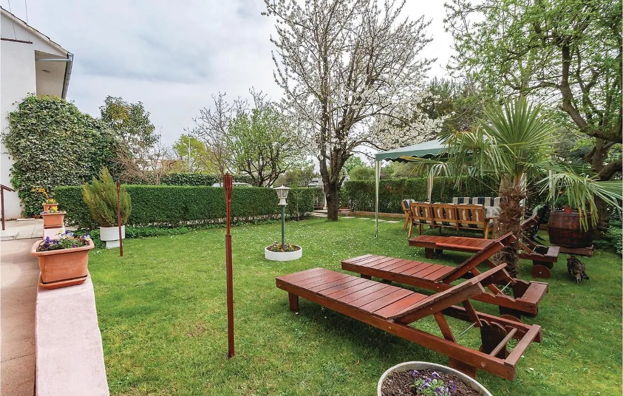 Nice Apartment In Pula With Wifi