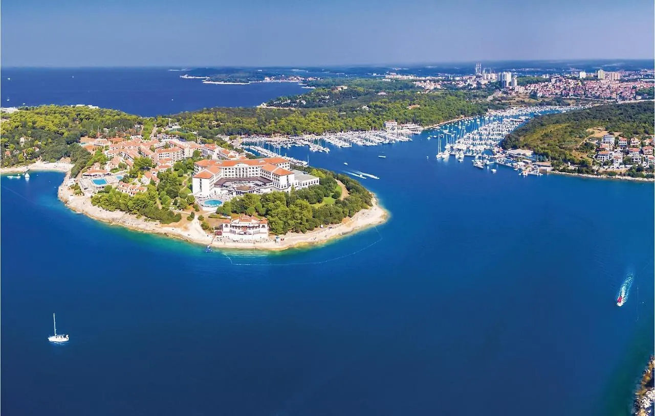 Nice Apartment In Pula With Wifi 0*,  Croatia